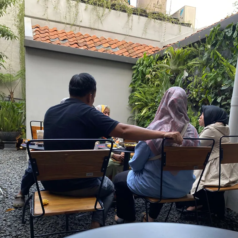 Bertumbuh bersama — dokumentasi Rumah Nafasy